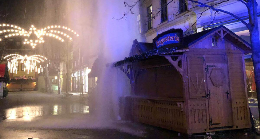 Fontäne auf dem Weihnachtsmarkt