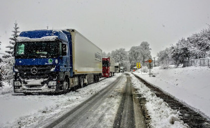 Schnee sorgt für Mega-Stau auf A9