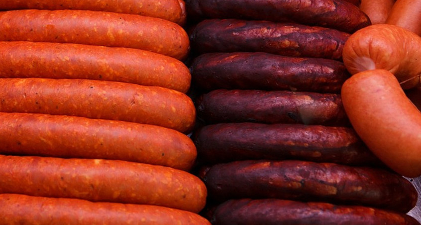 Bauernknackwurst mit gemahlenem Kümmel 