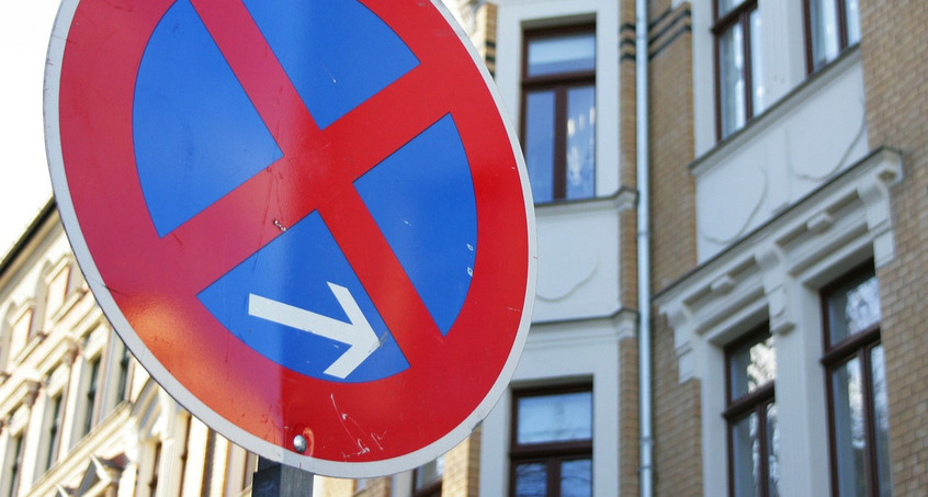 Stein, Schild, Papier - Falschparken in Thüringen