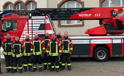 Übergabe der neuen Drehleiter an Freiwillige Feuerwehr