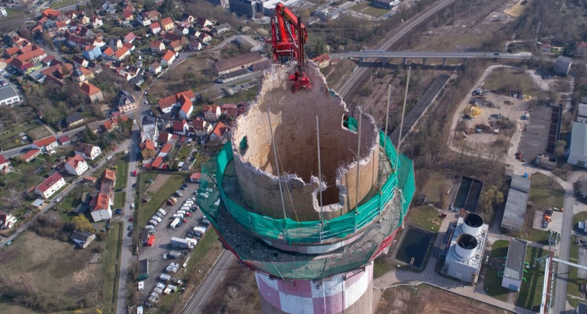 Thüringens größtes Bauwerk verschwindet