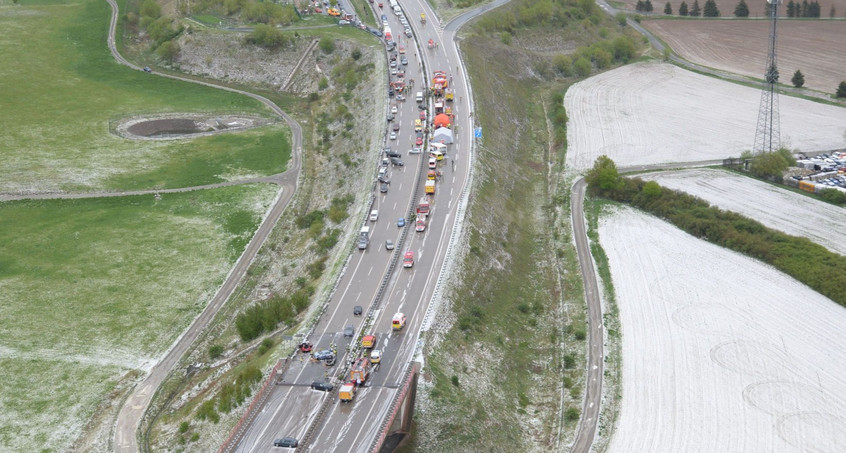 Massenkarambolage und tödlicher Unfall