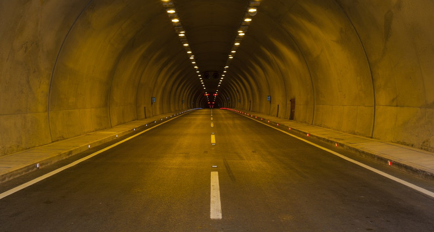 Wartungsarbeiten im Schmücketunnel