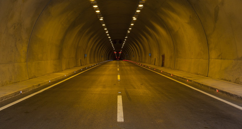 Wartungsarbeiten im Schmücketunnel 