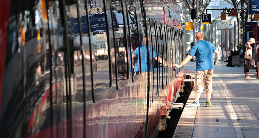 Am Wochenende: Zugausfälle und Ersatzbusse