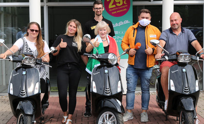 Das sind unsere glücklichen Vespa-Gewinner!