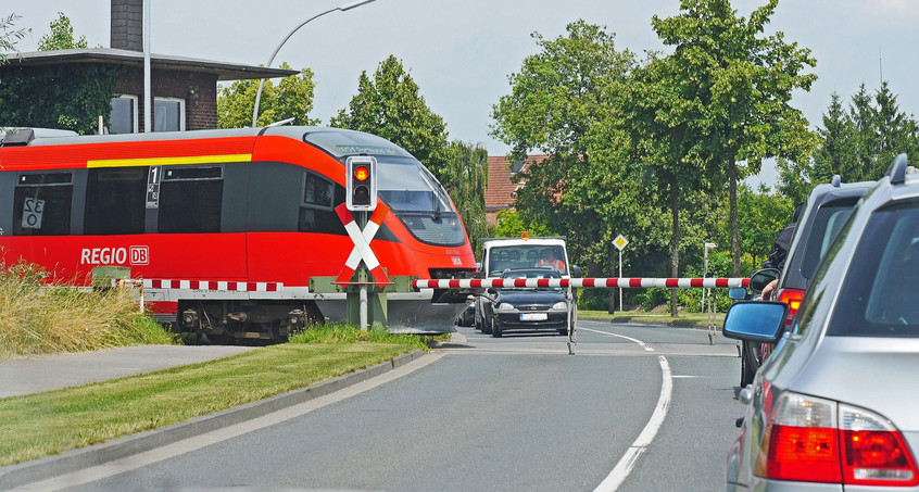 Horrorunfall am Bahnübergang