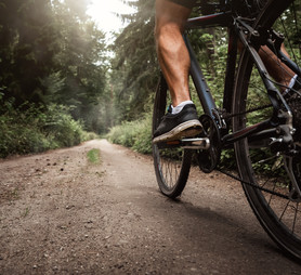Trotz sehr unterschiedlichem Schwierigkeitsgraden in Thüringen ist für 13,1 % der Teilnehmer das Fahrrad fahren sportliche Betätigung Nummer eins! Foto: Nastco / Essentials / istock