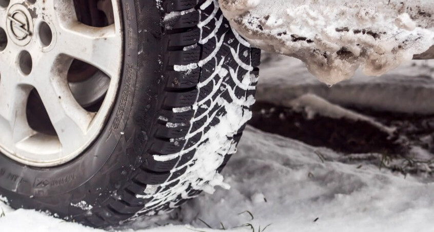 Frostschutz, Reifen, Batterie: So wird das Auto winterfest
