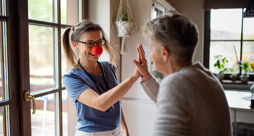 Positiver Einfluss von Klinik-Clowns im Pflegeheim soll nachgewiesen werden 