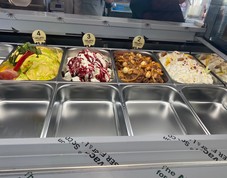 Gelato Nummer vier ist der Beitrag des Sömmerdaer Eiscafés Venezia: Mango-Chili-Eis mit Limette-Minz Topping