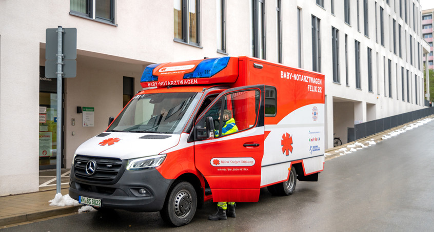 Lebensretter für die Kleinsten - Baby-Notarztwagen „Felix" startet in Jena 