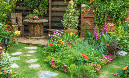 Fit für den Frühling: So starten Sie in die Garten- und Balkonsaison