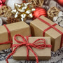 die-typen-auf-jeder-weihnachtsfeier--der-schleimer-und-die-bufettfraese-weihnachten-geschenke_c_0