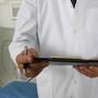 xxl-klinik-in-gera-krankenhaus-arzt-doktor-visite_c_01
