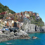 urlaubsknigge--italien-cinque-terre-340348_1920-855_c_01