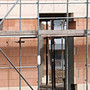 dorf-oder-stadt--baustelle-haus-bauen-einfamilienhaus_c_01
