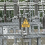 suedlink-demonstrationen-geplant-strom-energie-umspannwerk-leitung-suedlink_c_01