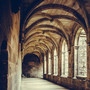 michael-patrick-kelly-erzaehlt-von-seiner-zeit-im-kloster-cloister-1591302_1920-1_c_01