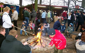 Weihnachtsmarkt rund um die Kemenate Orlamünde