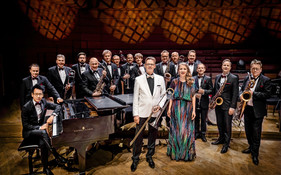 Glenn Miller Orchestra directed by Uli Plettendorff
