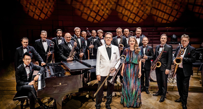 Glenn Miller Orchestra directed by Uli Plettendorff
