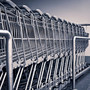 zum-weltwassertag--was-unser-konsum-mit-wassermangel-in-brasilien-zu-tun-hat-supermarkt-einkaufswagen-einkaufen_c_01